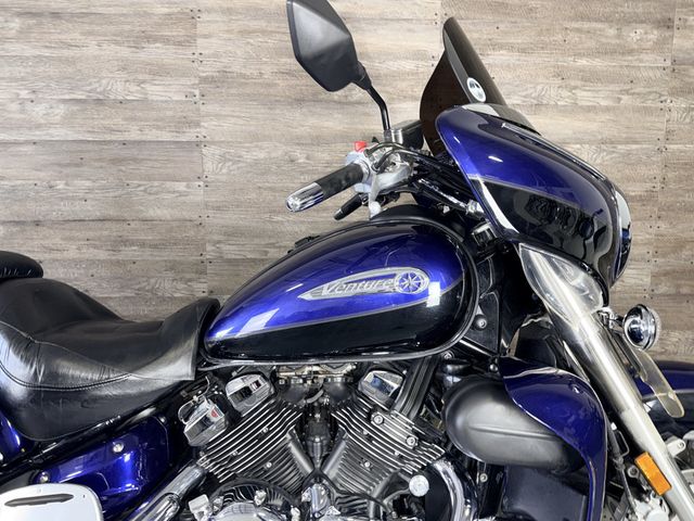 2007 Yamaha Royal Star Venture Midnight SUPER CLEAN! - 23098680 - 4