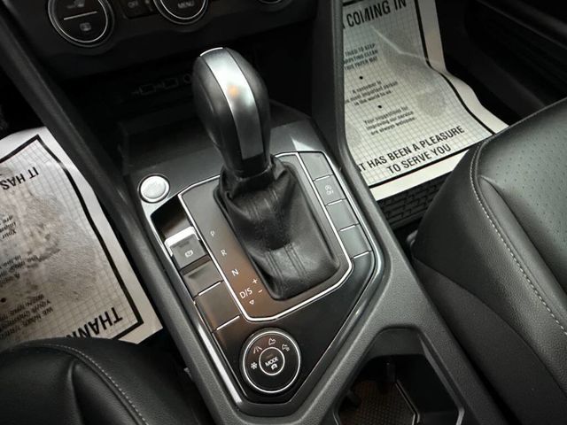 2008 Acura TL 4dr Sedan Manual Type-S - 22898497 - 32