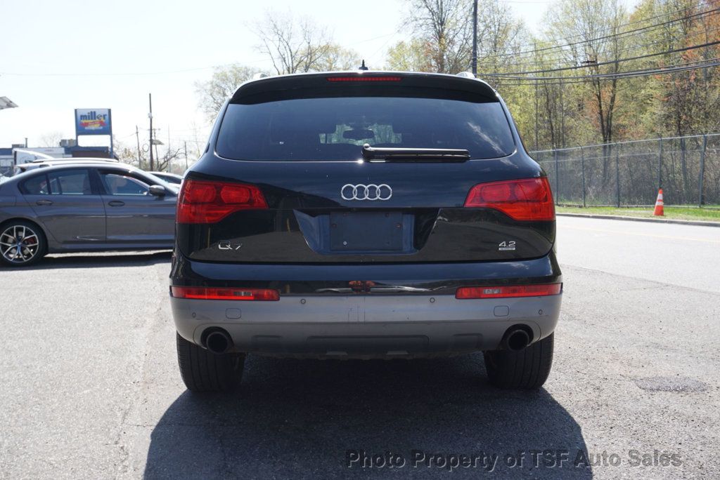 2008 Audi Q7 quattro 4dr 4.2L Premium NAVI REAR CAMERA PANO ROOF 3RD SEAT - 22829657 - 5