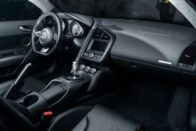 2008 Audi R8 Coupe Quattro photo 5