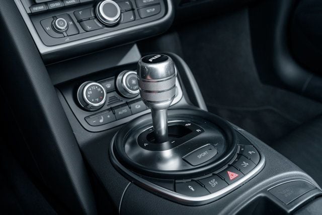 2008 Audi R8 Coupe Quattro photo 10
