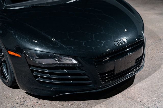 2008 Audi R8 Coupe Quattro photo 24