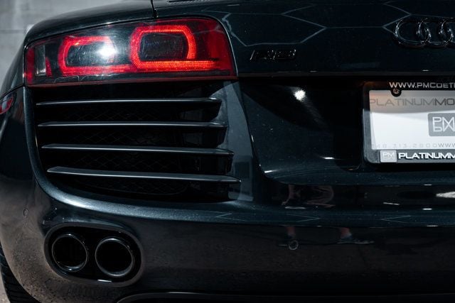2008 Audi R8 Coupe Quattro photo 28