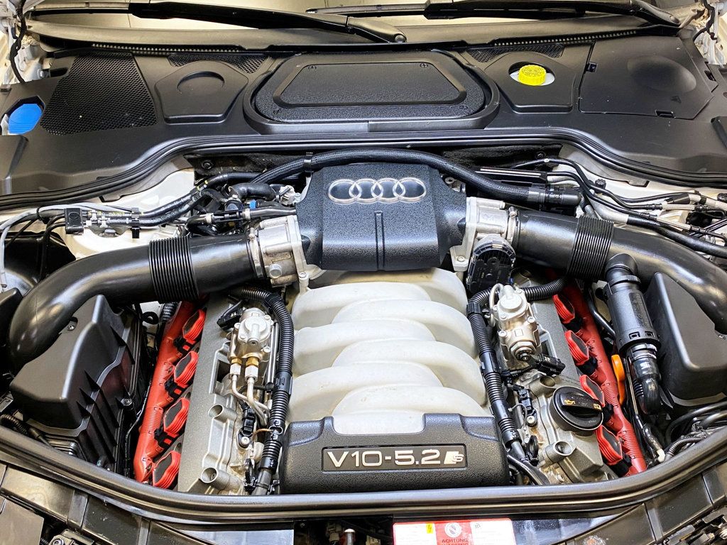 2008 Audi S8 4dr Sedan - 22921666 - 18