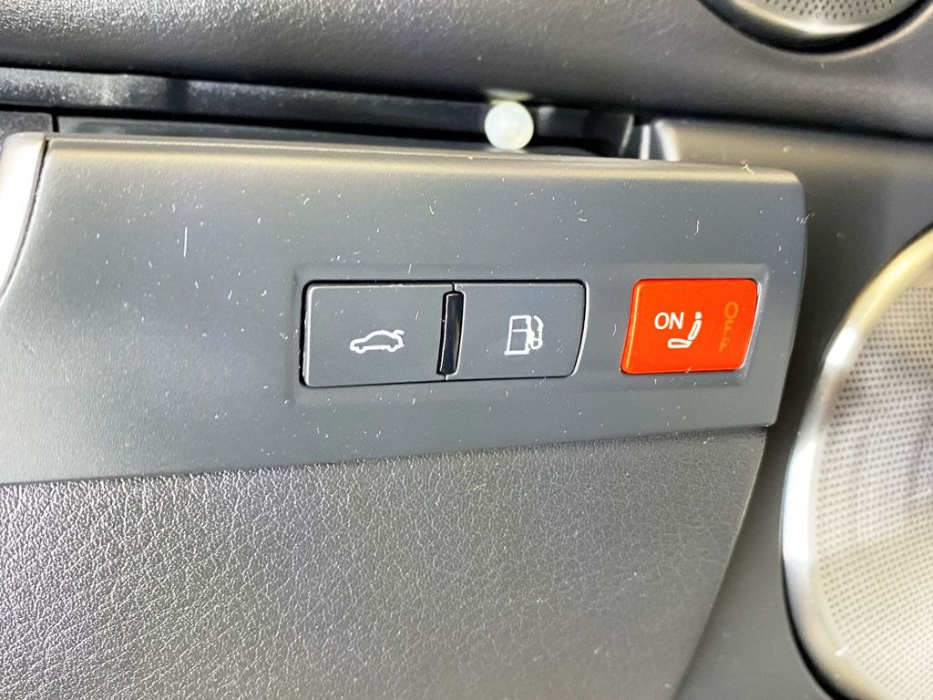 2008 Audi S8 4dr Sedan - 22921666 - 24