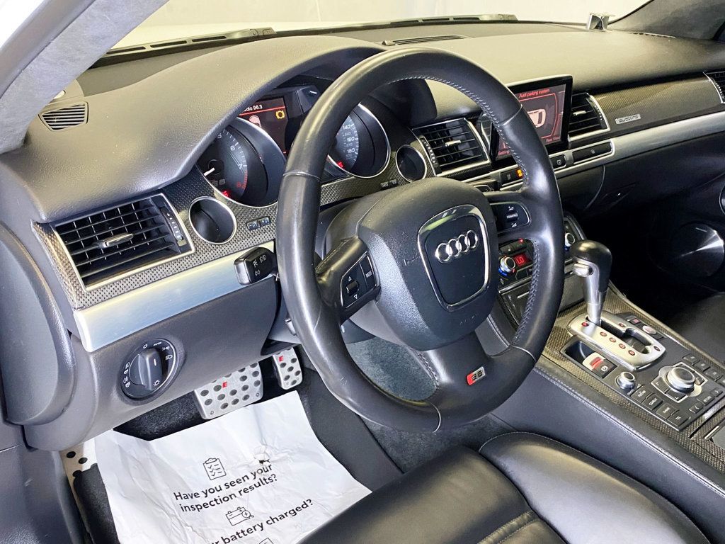 2008 Audi S8 4dr Sedan - 22921666 - 30