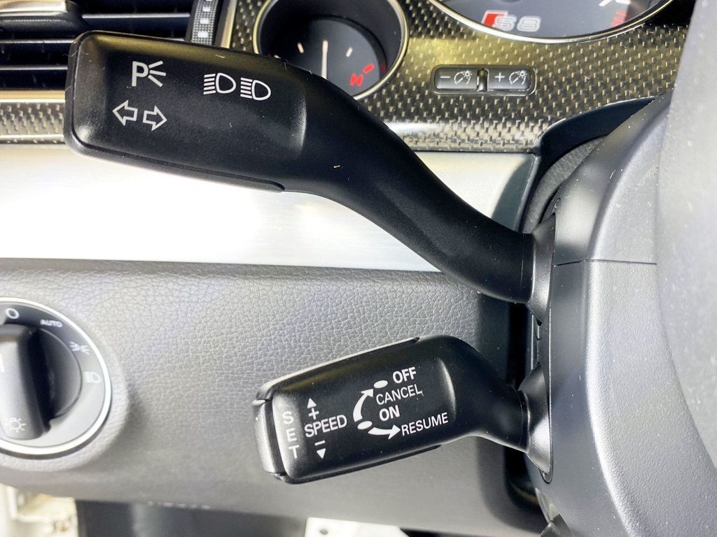 2008 Audi S8 4dr Sedan - 22921666 - 36