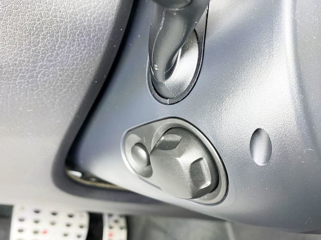 2008 Audi S8 4dr Sedan - 22921666 - 37