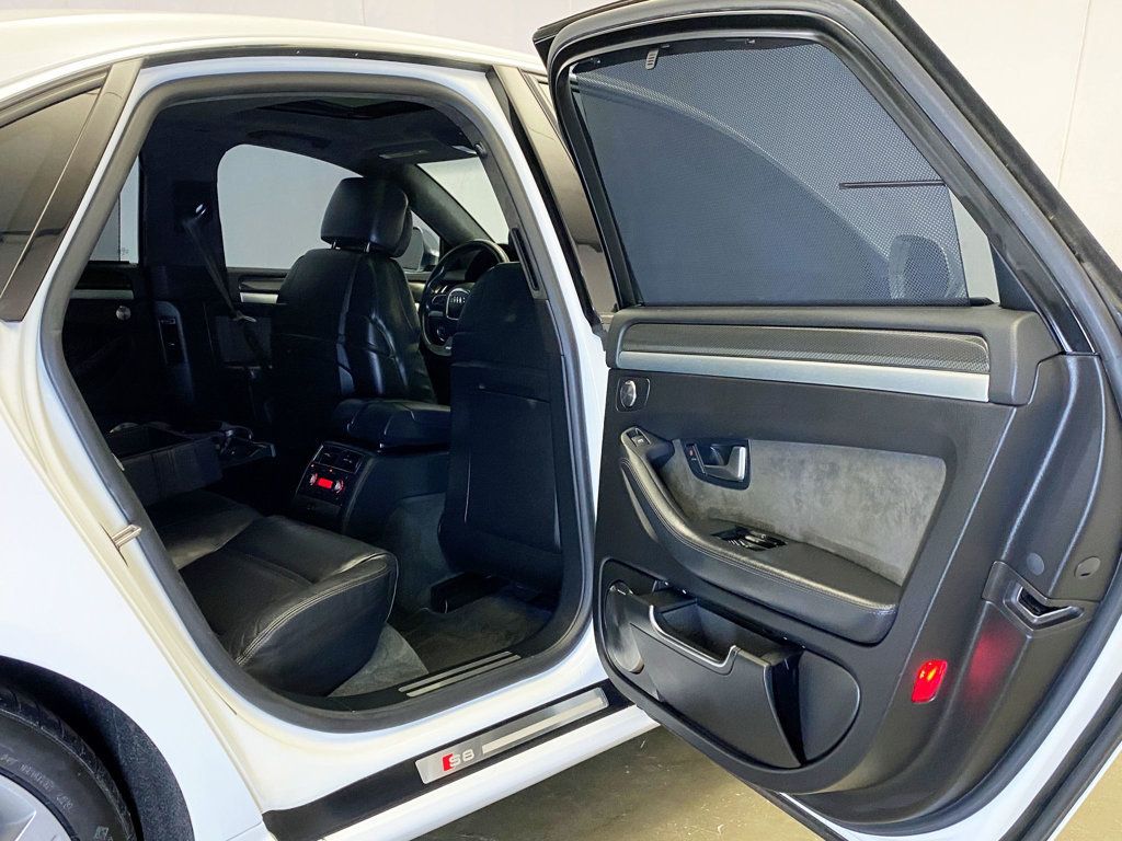 2008 Audi S8 4dr Sedan - 22921666 - 59