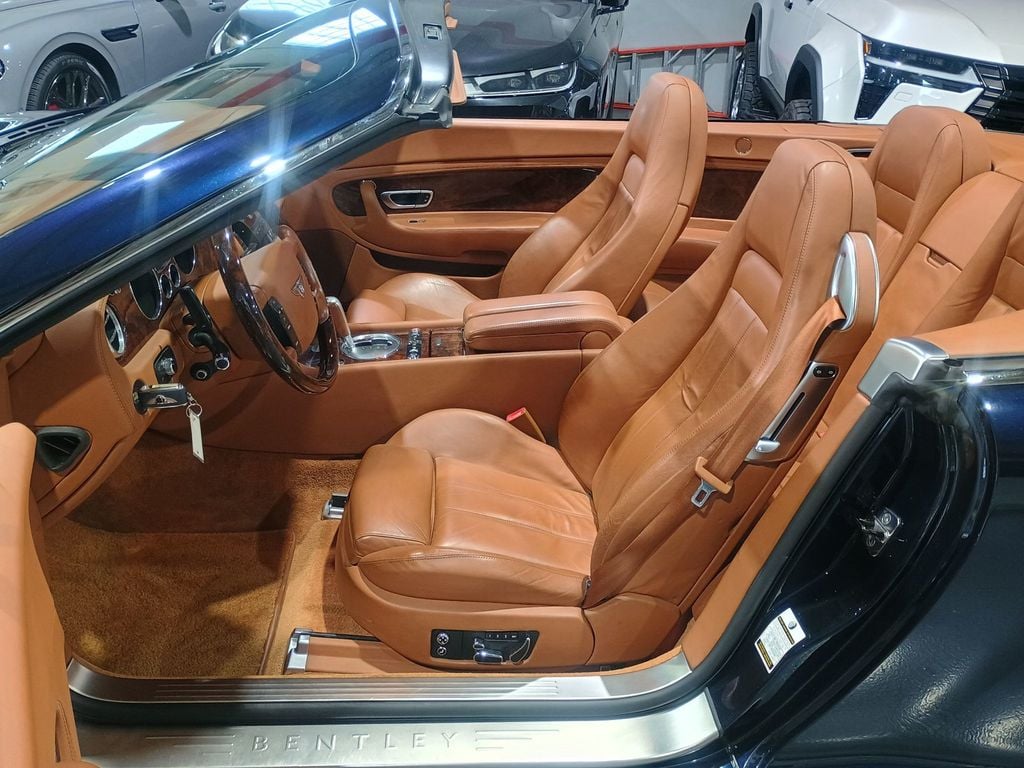 2008 Bentley Continental GT 2dr Convertible Clean Carfax - 22970666 - 11