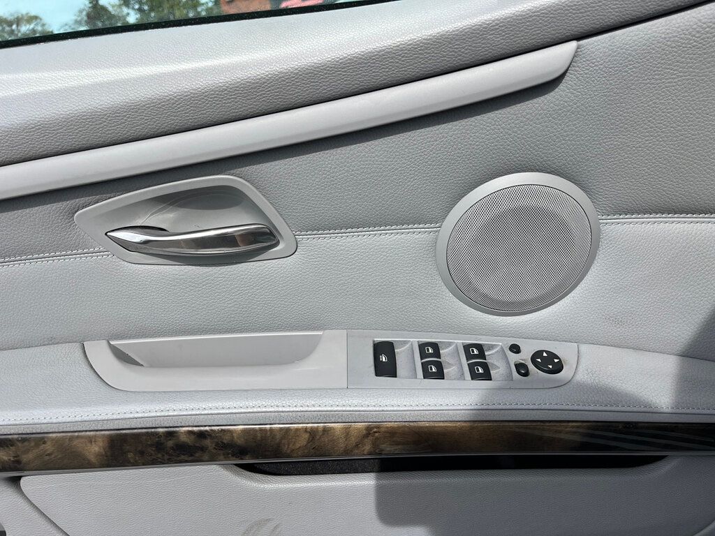 2008 BMW 3 Series 328i - 22933378 - 14