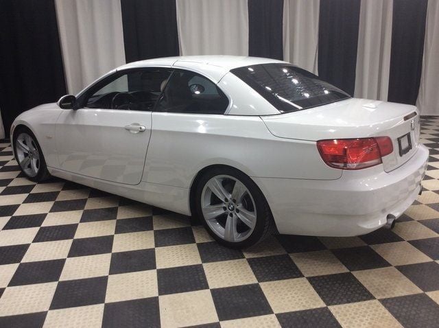 2008 BMW 3 Series 335i - 22763873 - 3