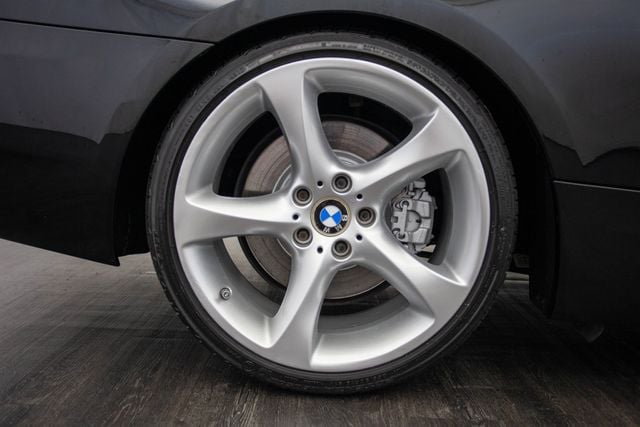 2008 BMW 3 Series 335i - 22693443 - 37