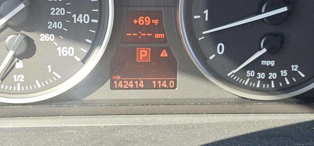 2008 BMW 5 Series 528xi - 22996718 - 9