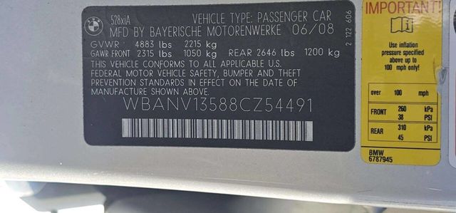 2008 BMW 5 Series 528xi - 22996718 - 10