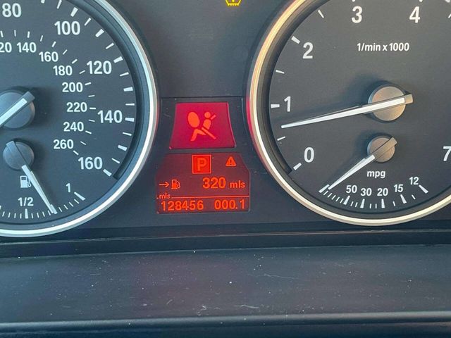 2008 BMW 5 Series 550i - 22962405 - 9