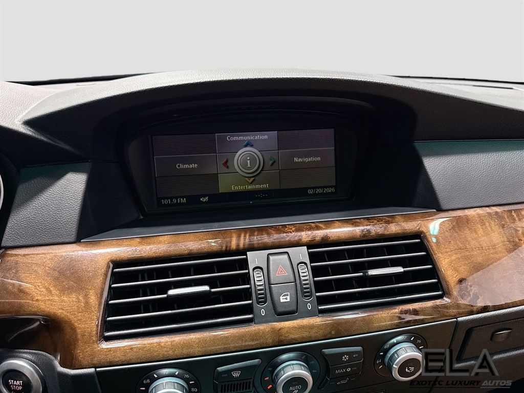 2008 BMW 5 Series 550i - 22979819 - 13