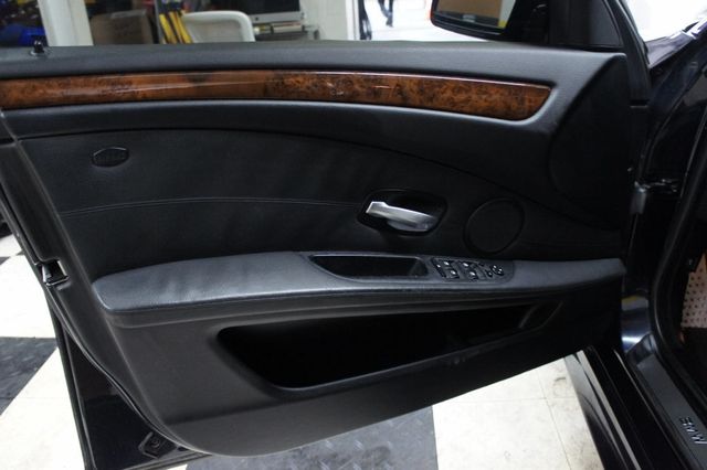 2008 BMW 5 Series Sport Package, Great Shape, COMFORT ACCESS SYSTEM! - 22945564 - 27