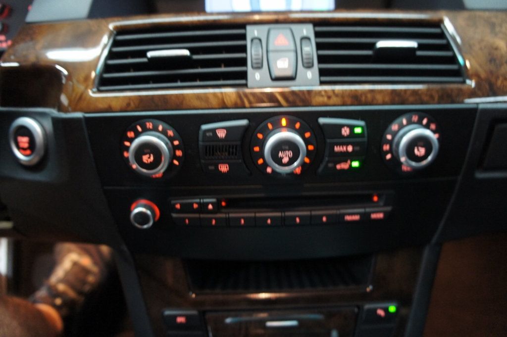 2008 BMW 5 Series Sport Package, Great Shape, COMFORT ACCESS SYSTEM! - 22945564 - 35