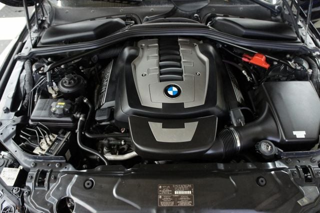 2008 BMW 5 Series Sport Package, Great Shape, COMFORT ACCESS SYSTEM! - 22945564 - 5