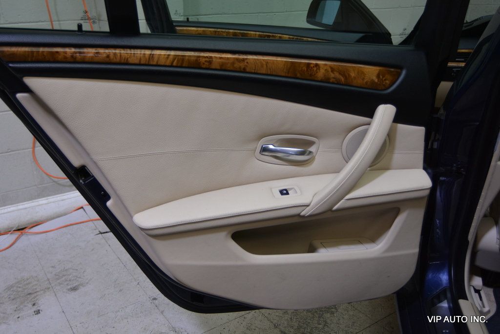 2008 BMW 5 Series Sports  535xiT - 22845855 - 8