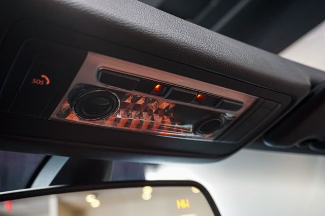 2008 BMW M3 *6-Speed Manual* *Technology/Premium Pkg* *Low Miles* - 22904153 - 83