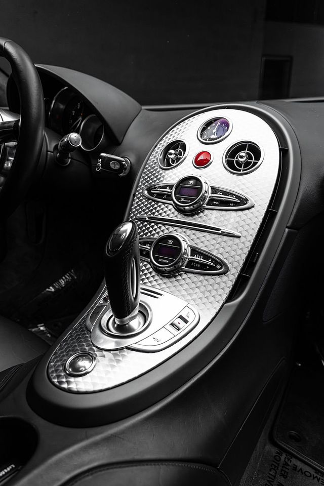 2008 Bugatti Veyron  - 23069704 - 25