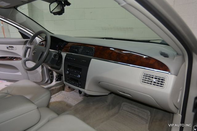 2008 Buick LaCrosse 4dr Sedan CXL - 23012513 - 11