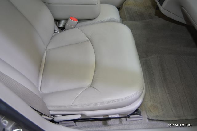 2008 Buick LaCrosse 4dr Sedan CXL - 23012513 - 17