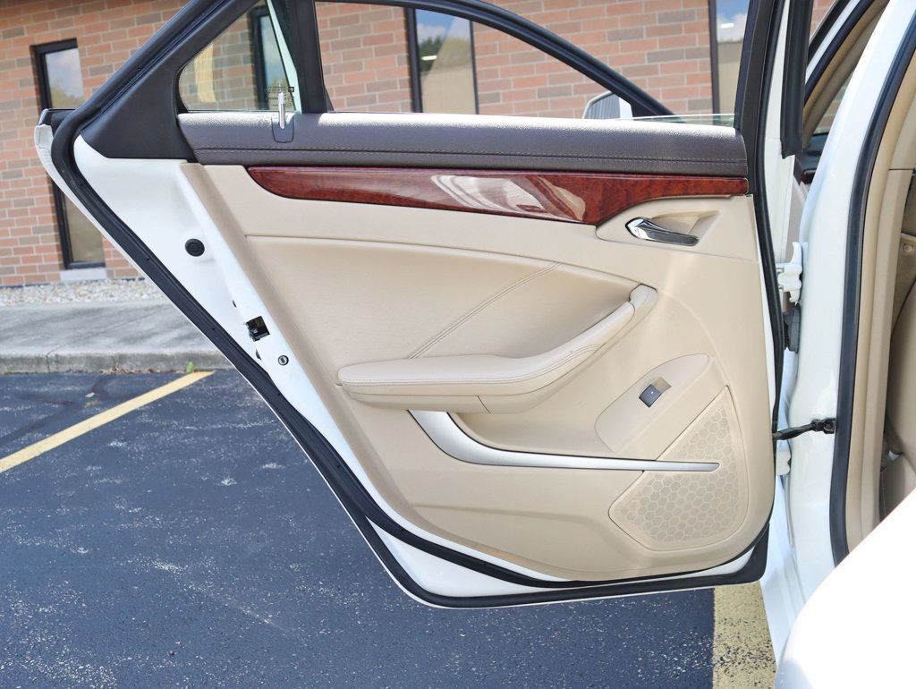 2008 Cadillac CTS 4dr Sedan AWD Performace / Luxury Collection - 22907760 - 25