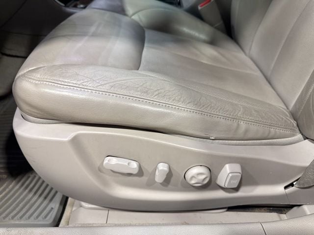 2008 Cadillac DTS Base Trim - 23007932 - 23
