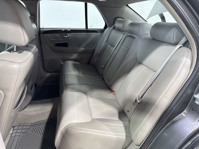2008 Cadillac DTS Base Trim - 23007932 - 28