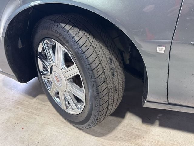 2008 Cadillac DTS Base Trim - 23007932 - 2