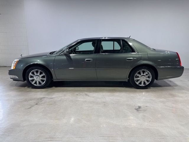 2008 Cadillac DTS Base Trim - 23007932 - 3