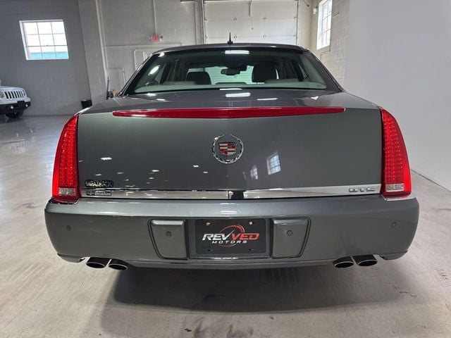 2008 Cadillac DTS Base Trim - 23007932 - 5