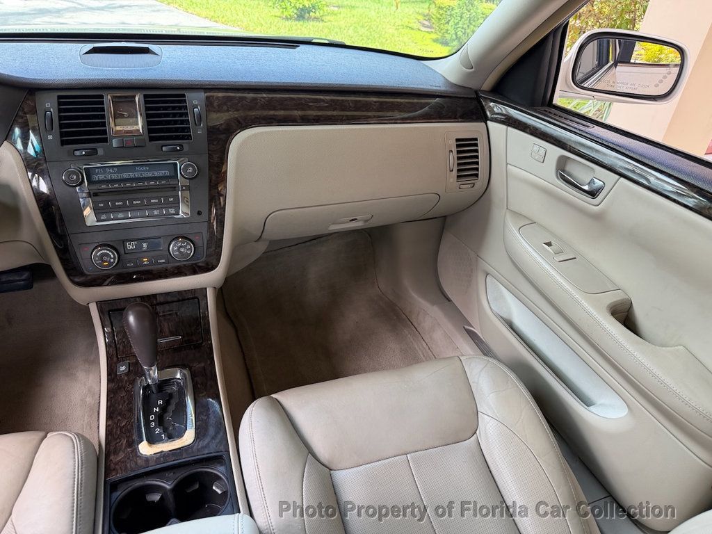 2008 Cadillac DTS Deville Touring Sedan Luxury Collection - 23075042 - 11