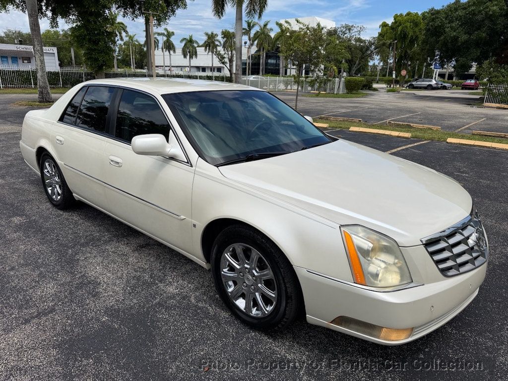 2008 Cadillac DTS Deville Touring Sedan Luxury Collection - 23075042 - 1