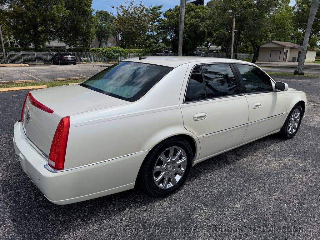 2008 Cadillac DTS Deville Touring Sedan Luxury Collection - 23075042 - 3
