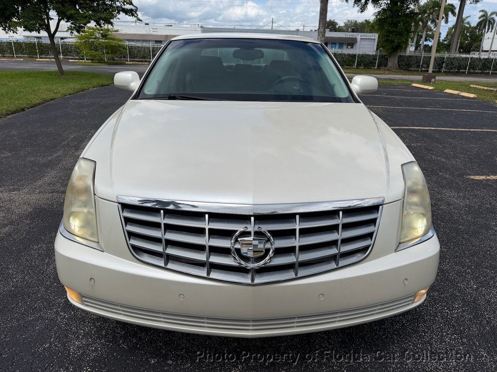 2008 Cadillac DTS Deville Touring Sedan Luxury Collection - 23075042 - 4