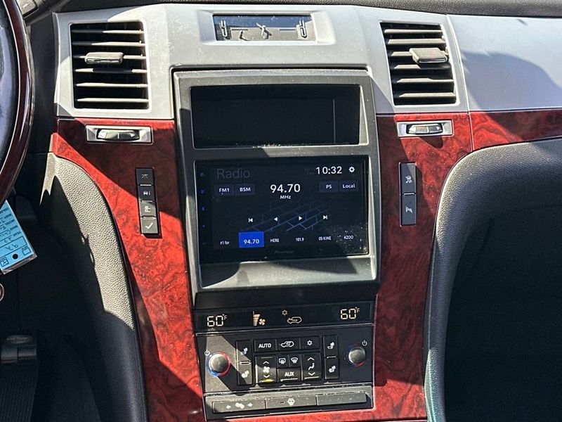 2008 Cadillac Escalade 2WD 4dr - 22932792 - 15