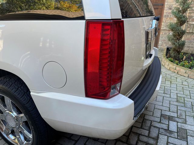 2008 Cadillac Escalade AWD 4dr - 20665414 - 36