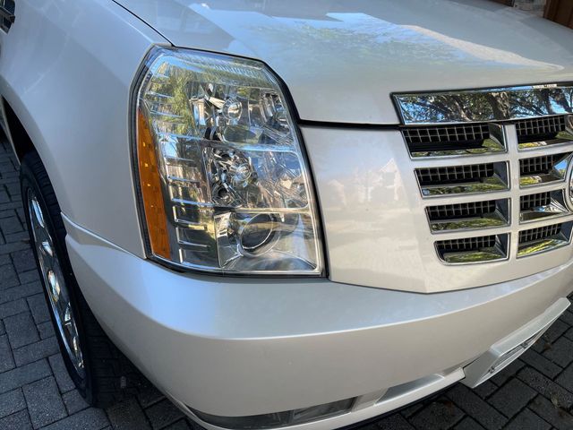 2008 Cadillac Escalade AWD 4dr - 20665414 - 49