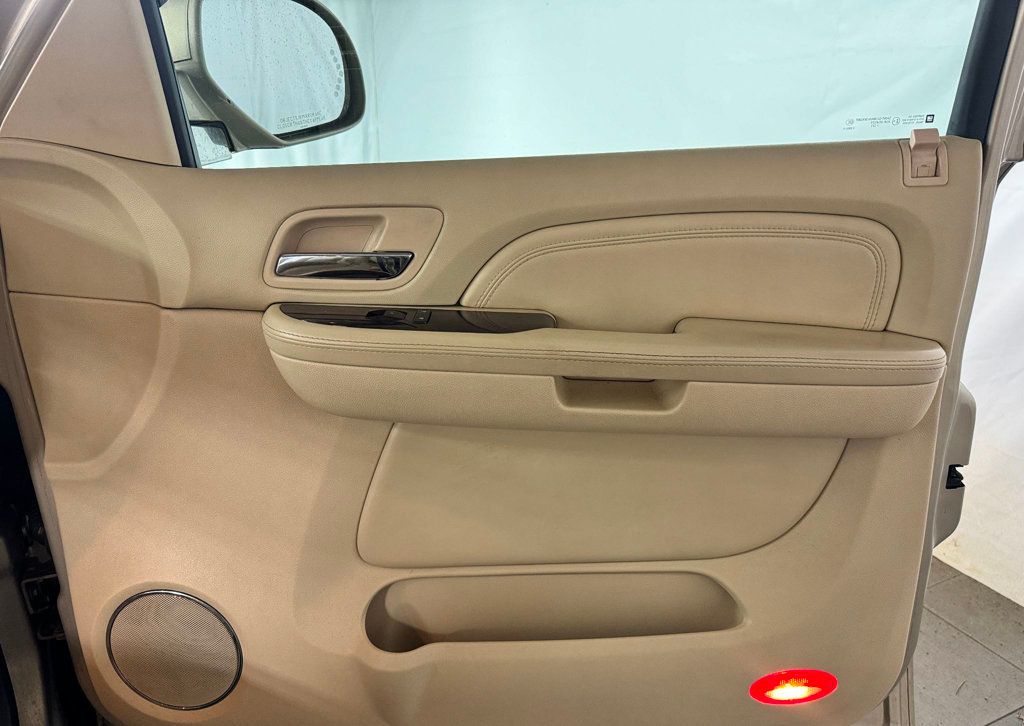 2008 Cadillac Escalade LUXURY AWD - 22949889 - 16