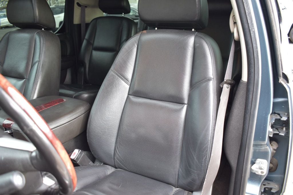 2008 Cadillac Escalade ESV AWD 4dr - 22963457 - 12