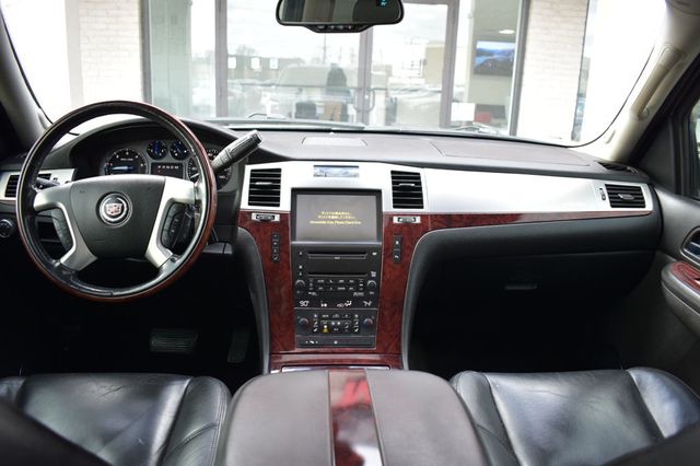 2008 Cadillac Escalade ESV AWD 4dr - 22963457 - 30