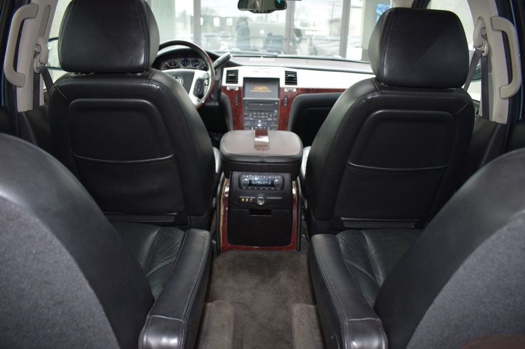 2008 Cadillac Escalade ESV AWD 4dr - 22963457 - 34