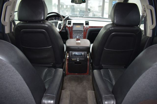 2008 Cadillac Escalade ESV AWD 4dr - 22963457 - 34