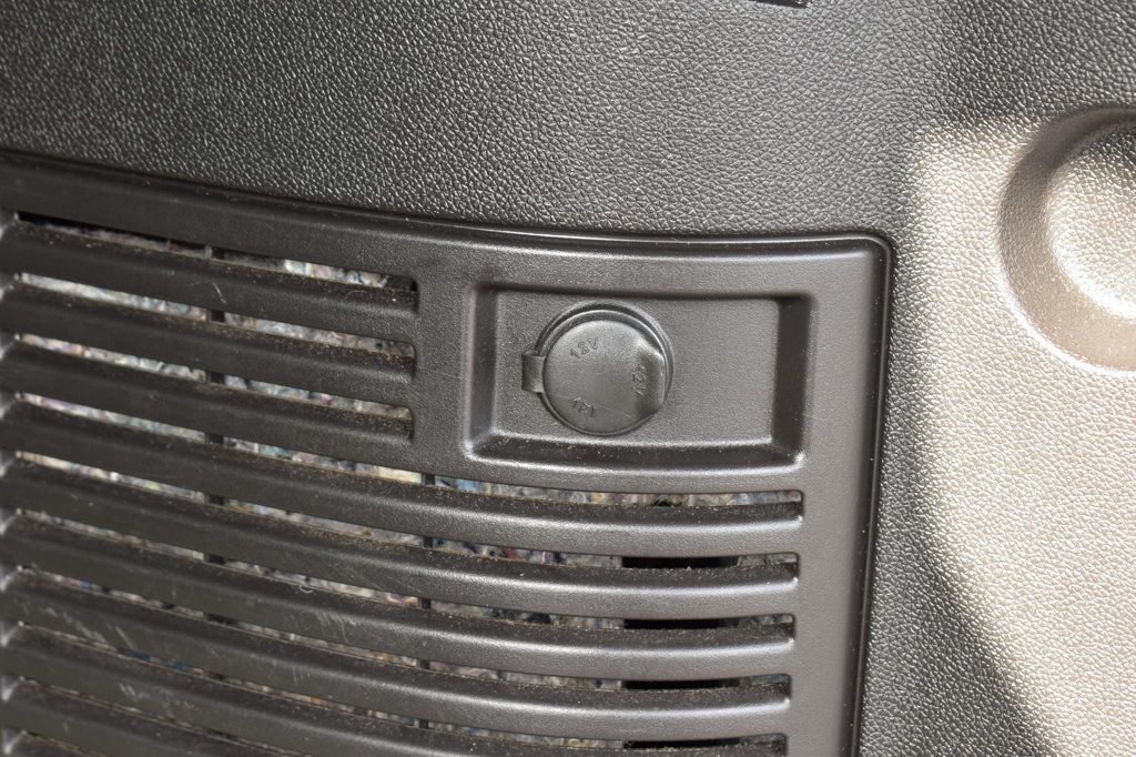 2008 Cadillac Escalade ESV AWD 4dr - 22963457 - 43