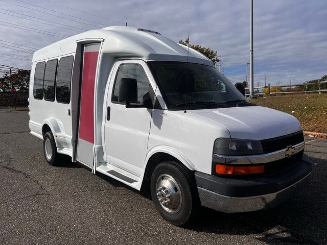 2008 Chevrolet 14 PASSENGER PEOPLE MOVER LOW MILES MULTIPLE USES - 22618867 - 4