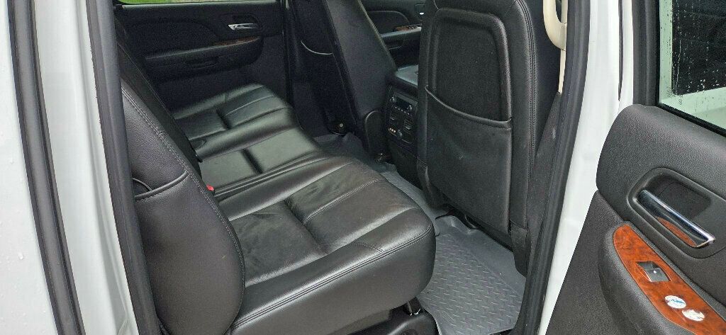 2008 Chevrolet Avalanche 4WD Crew Cab 130" LT w/2LT - 23022963 - 16